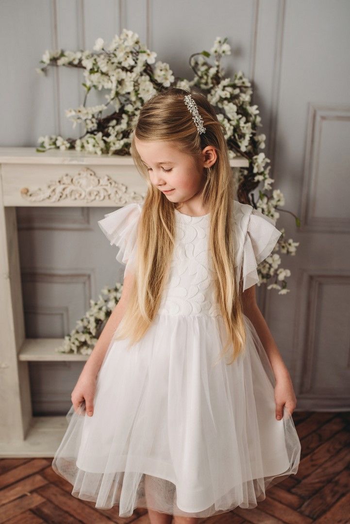 biala-sukienka-dla-dziewczynki-695ndc.jpg